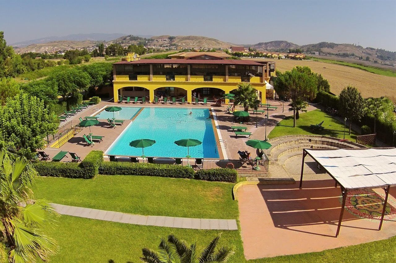Marina Del Marchese Beach Resort Botricello Eksteriør bilde